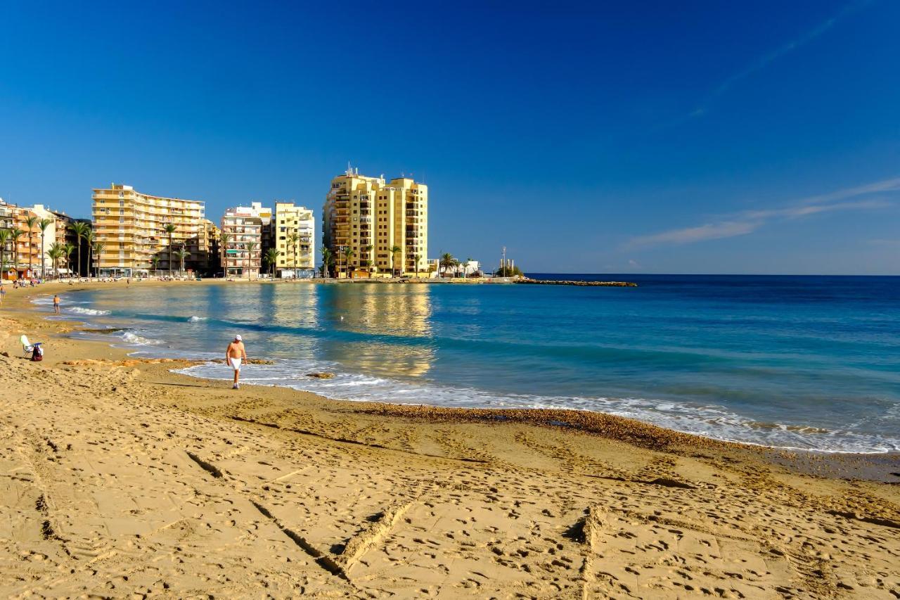 Holiday Studio Jardin Playa 또레비에하 외부 사진