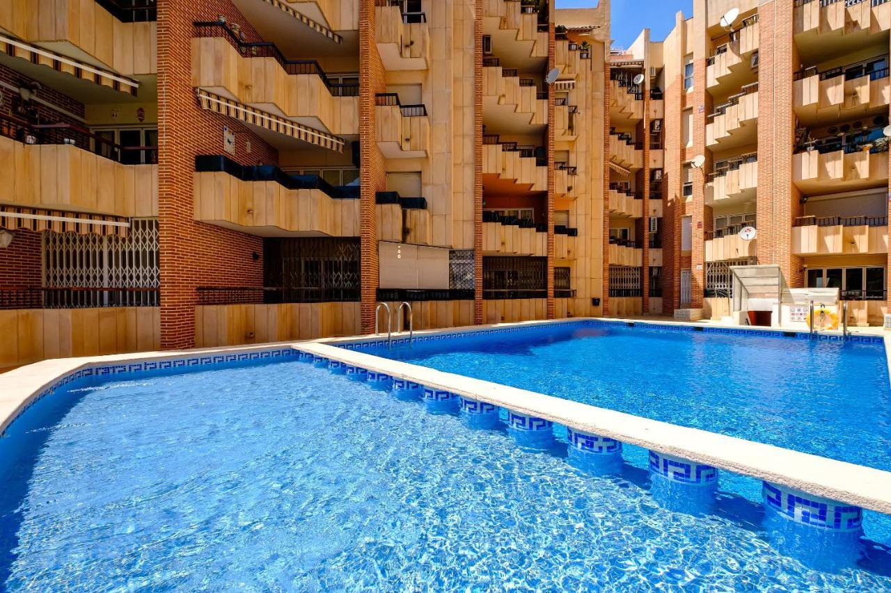 Holiday Studio Jardin Playa 또레비에하 외부 사진